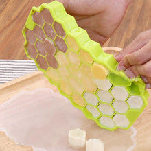 Load image into Gallery viewer, Honeycomb Ice Cube maker mold. - midtownperfection
